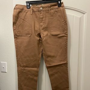 Size 10, NWT, Seven7 utility skinny pants